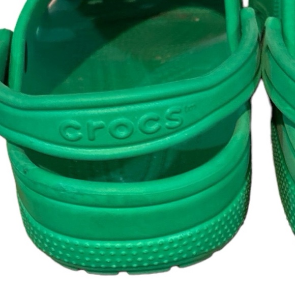 Men's Crocs Classic Clog Grass Green - Picture 7 of 16